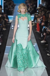 Moschino Fall 2018 Ready-to-Wear , Moschino осень зима 2018 , Fashion show , неделя моды в Милане , MFW , Mainstyles